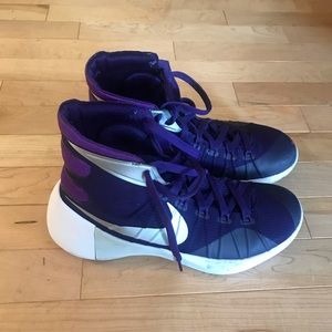 Nike hyperdunk sneakers